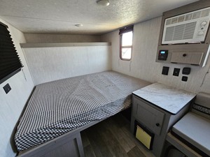 Personnalisation flexible, caravane de voyage compacte sur mesure, caravane de luxe en aluminium robuste, 4x4, remorquable, grand espace - Product Image 2
