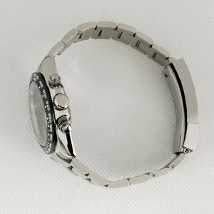 Montre à quartz pour homme, fabriquée par un fournisseur, boîtier rond en acier inoxydable, mouvement japonais VK62, résistante à l'eau, bon marché et tendance. - Product Image 2