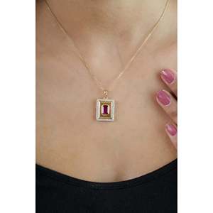 Pendentif en or avec diamant rubis - Pendentif et breloque élégants en diamant - Product Image 6