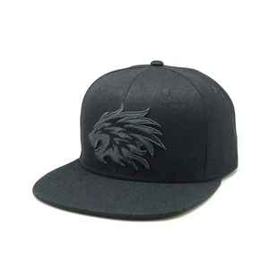 Gorra de béisbol hecha a medida de alta calidad para hombre, nuevo estilo de moda con bordado de tela hecho a mano 100% adherido - Product Image 2