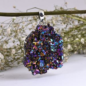 Pendentif Druzy en titane, pierre précieuse naturelle, or jaune, argent Sterling 925, bijoux faits à la main, cadeau pour elle, bijoux en gros - Product Image 1