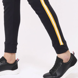 Vente en gros de pantalons de survêtement d'entraînement athlétique personnalisés pour hommes pantalons de jogging de style décontracté vêtements de sport pour hommes en tissu - Product Image 5