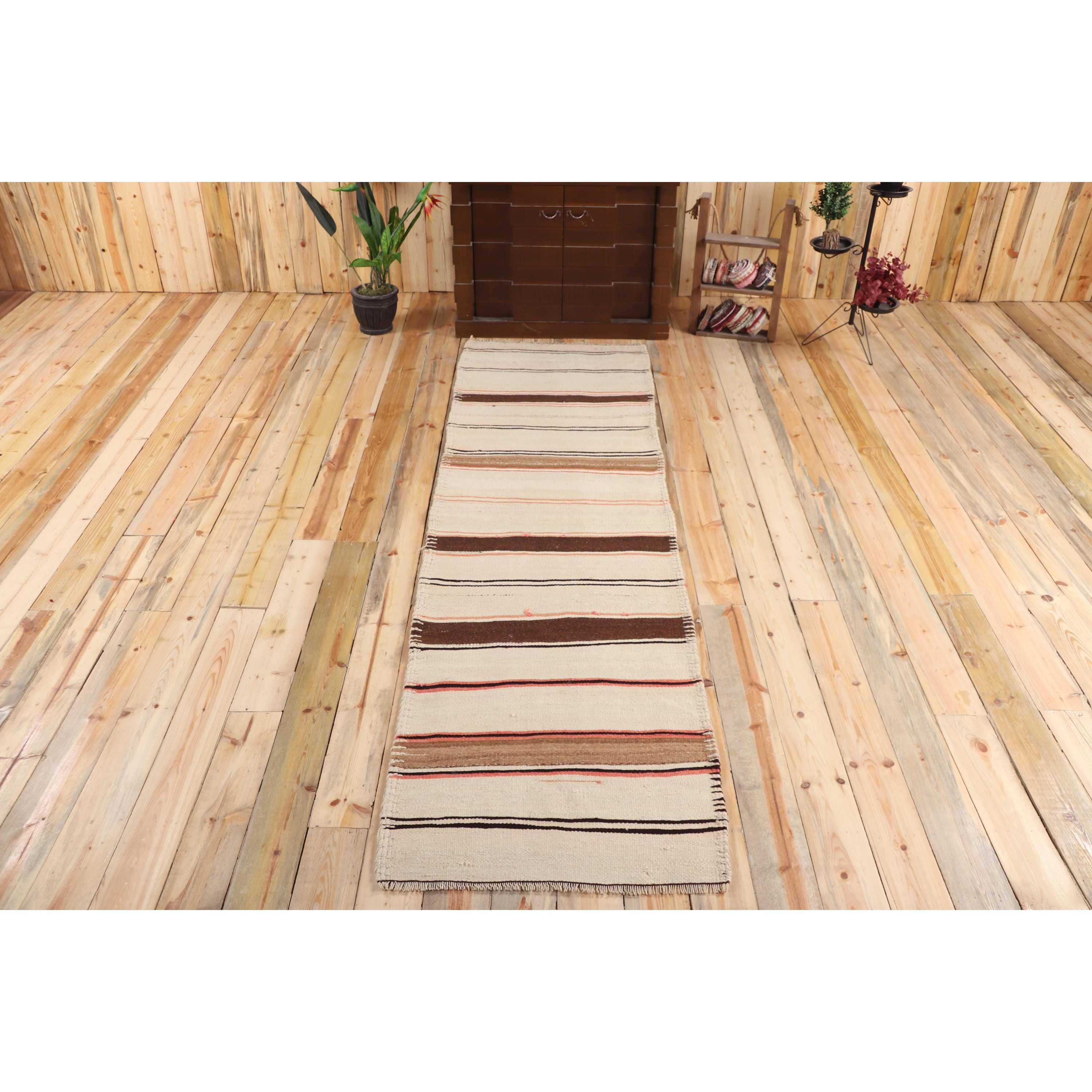 สีน้ำตาล