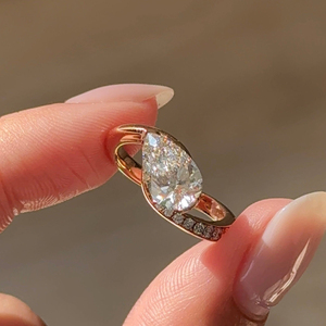 Exclusive 1.65 Carat Round Brilliant Cut <b>Moissanite</b> <b>Ring</b> in 10k White/Yellow/Rose Gold Luxury Style for Wholesale - Product Image 2