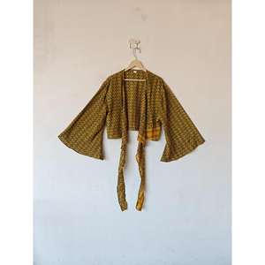 เสื้อครอปแขนกระดิ่งสำหรับผู้หญิงใส่ในฤดูร้อนเสื้อครอปผูกโบว์ผ้าไหมลายดอกไม้วินเทจใส่ไปปาร์ตี้เสื้อครอป - Product Image 3