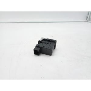 ปุ่มเบรกจอดรถ VOLKSWAGEN Passat Variant B8 (3G5, CB5) (14>) รุ่น 3G0927225WZU - Product Image 4