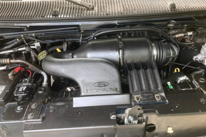 LISTO PARA CONDUCIR - USADO, VOLANTE A LA IZQUIERDA |   Volante a la derecha |   FORD ECONOLINESS E-250 CONVERSION VAN 2004 - Product Image 5