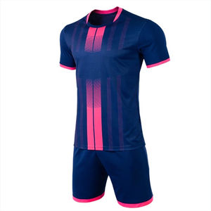 Vente en gros de maillots de football de haute qualité à conception de bande de sublimation personnalisée Chemises de rue surdimensionnées Boxy Fit Uniforme de football recadrée - Product Image 1