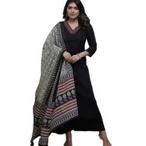 Chaud noir col en v brodé complet Kurti ensemble belle adulte spécial Dupatta prix de gros doux tissu de soie lisse pour les fêtes - Product Image 1