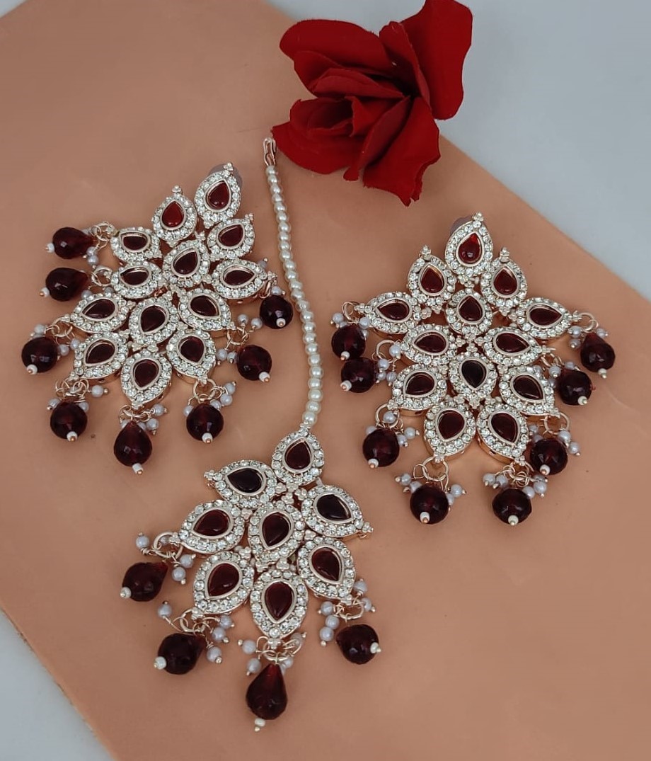 สีน้ำตาล