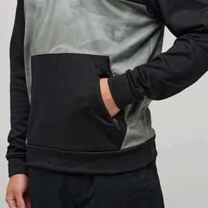 Chemises d'entraînement pour hommes de haute qualité, à manches longues, col montant, fermeture éclair quart de tour, séchage rapide, en polyester et élasthanne personnalisés - Product Image 5