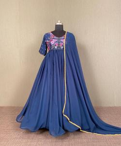 Nouvelle robe de soirée attrayante ApparelGarment - Product Image 4