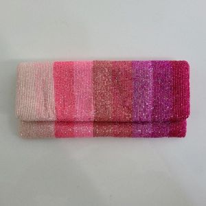 Sac de rangement fonctionnel brodé avec perles de rocaille, fait main, léger, personnalisable en couleur et en taille, pour les fêtes de Noël - Product Image 3