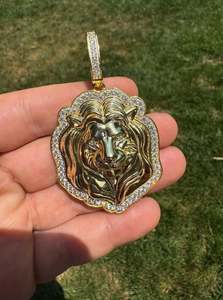 จี้ชื่อฮิปฮอปเย็นสำหรับผู้หญิง VVS Moissanite ประดับเพชร925ชุบทองและเงิน - Product Image 2