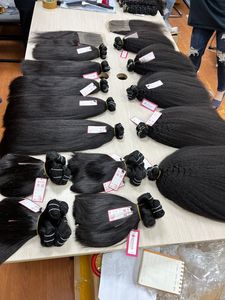 Paquetes de cabello de trama Virgen 100% Todas las cutículas alineadas Sin enredos o desprendimiento Cierre de encaje frontal de onda suelta natural - Product Image 2