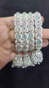 Brazaletes de moda étnica tradicional hechos a mano para mujer joyería bordada para bodas, festivales y ocasiones especiales - Product Image 5