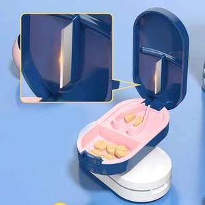 Pastillero y Caja de Almacenamiento JUXINDA, Corta Pastillas en Cuartos o Mitades, Portátil y Conveniente para Administrar Medicamentos - Product Image 2