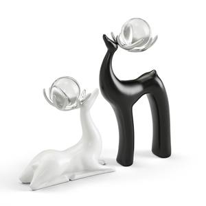 Decoración Navideña de Ciervo Minimalista de Cerámica Hecha a Mano con Cristales Plateados y Blancos - Product Image 4