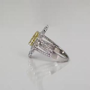Bague de fiançailles Double Halo en diamant de laboratoire taillé en poire jaune certifié IGI pour cadeau - Product Image 2