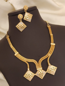 Ensemble de collier Rajwadi Mina pour femmes ensemble de collier traditionnel indien de luxe parfait pour le mariage, les occasions festives dernières conceptions - Product Image 3