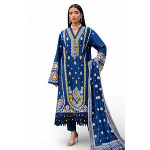 ชุดสูทผ้าลอนปักลาย 3 ชิ้นสำหรับผู้หญิง พร้อมผ้าคลุมไหล่พิมพ์ลายเคลือบเงา รุ่น DN-52047 - Product Image 5