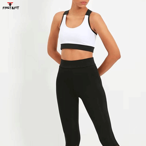 Soutien-gorge de sport léger pour femmes grande taille, design populaire, best-seller, yoga, gym, fitness, extensible dans les quatre sens, fabriqué au Pakistan - Product Image 4