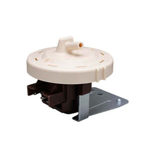 สวิตช์แรงดันน้ำไฟฟ้า ERP 6601ER1006E 120v ทำจากพลาสติก สวิตช์เครื่องฉีดน้ำแรงดันสูงแบบไฟฟ้าทำจากพลาสติก - Product Image 1