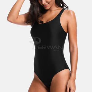 Traje de baño hecho en el mejor material, ropa informal, traje de baño hecho a medida para mujer, tamaño adulto - Product Image 4