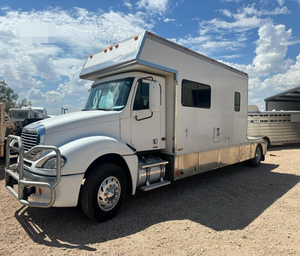 NUEVO RV F-R-E-I-G-H-T-L-I-N-E-R RV C-O-L-U-M-B-I-A 120 MODELO 2003 CON ALTO RENDIMIENTO DISPONIBLE PARA LA VENTA - Product Image 2