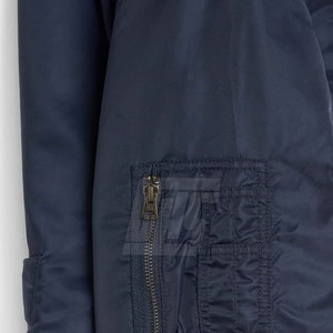 Veste d'échauffement confortable pour la salle de sport, le fitness et les sports de plein air - Product Image 6