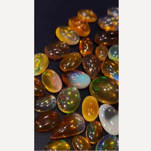 120 Piezas de Ópalo Negro Etíope Natural con Fuego, de 10mm a 30mm, Ovalado, Pera, Redondo, Cabujón, 763 Quilates, Iroc Sales Gemstones, cab, US$711 - Product Image 4