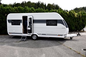 Modern Aluminum Mini Caravan Travel <b>Trailer</b> 4 Person Gray Slide Kitchen Independent Plastic Honeycomb <b>Floor</b> for Road Camping - Product Image 2