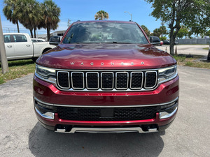 MÁS VENDIDO 2023 Wagoneer L Series III 4x4 3.0L Hurricane 8 velocidades AT 510 CV 7 plazas - Product Image 2