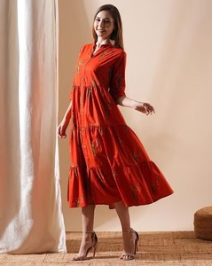 Fait à la main Boho Floral imprimé femmes robe coton bio à la mode Style décontracté pour l'été et la Saint-Valentin tissé écologique - Product Image 1