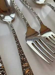 Collection de cuillères décoratives de luxe couverts de designer fabriqués à la main vaisselle élégante pour les repas à la maison modernes - Product Image 4