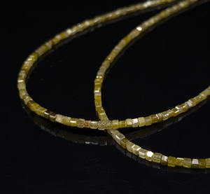 Cuentas de cubo facetadas naturales de diamante amarillo, collar de cuentas de piedra con forma de caja brillante - Product Image 5
