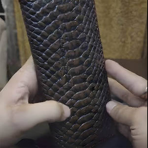 Cartera Larga de Lujo con Textura Marrón para Hombre y Mujer, con Múltiples Ranuras para Tarjetas y Bolsillo con Cremallera, Organizador de Efectivo Delgado y Duradero - Product Image 3