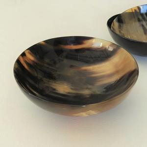 Vaisselle en corne de buffle naturelle de super qualité, petit design créatif de forme ovale, bol de fruits poli, fête jetable, vente en gros - Product Image 1