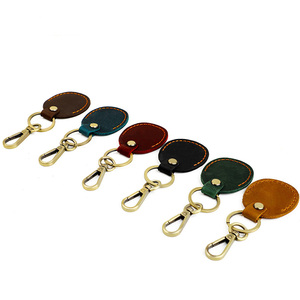 Vintage Compass Leather Keychain Universal Simple Design with Nautical Orientation for Keys Bag Accessories Keychain