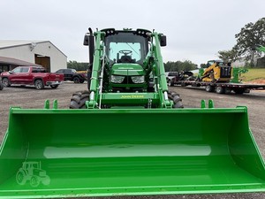 2024 Johnn Deere 6130M Tractor agrícola diésel 4x4 120HP Mini Tractor de ruedas 4WD 2WD para uso en jardín bomba de motor núcleo de caja de cambios - Product Image 6