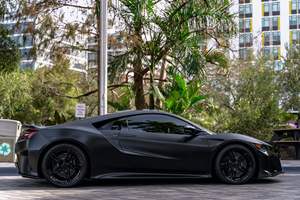 Superdeportivo Híbrido Twin-Turbo Usado 2023 2024, Alto Rendimiento, Tracción en las Cuatro Ruedas, Excelente Estado, Suministrado desde Japón, Listo para Envío - Product Image 2