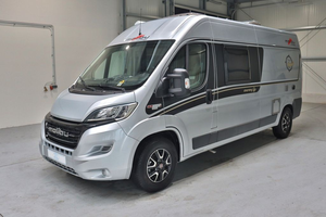 Auto Thago Mali Bu Charming 600 DB Automático Usado 2015 Origen EE. UU. Autonomía 501-600 km Motor 100-150 kW Batería 90-110 kWh - Product Image 5