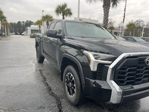 Toyota Tundra SR5 Twin Turbo 4WD d'occasion propre 2023 - Product Image 3