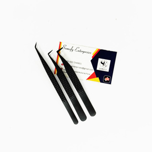 Pince à épiler professionnelle d'extension de cils en fibre d'acier inoxydable couleur noire mate produit de beauté durable - Product Image 5