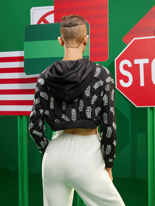 Nueva llegada al por mayor de alta calidad de las mujeres Crop Top Fleece Material Mujeres Crop Top Sublimación Sudadera con capucha en el precio barato - Product Image 2