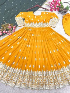 100% Véritable, Robe longue de soirée pour femme, style Punjabi Salwar, avec broderie fantaisie, en modal viscose - Product Image 3