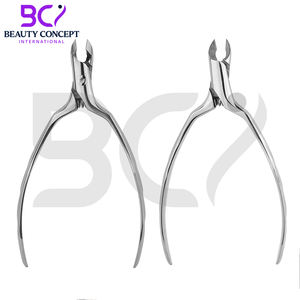 Outil d'élimination des peaux mortes en acier inoxydable, pince à cuticules professionnelle durable avec logo personnalisé, ouverture large, emballage en vrac - Product Image 4