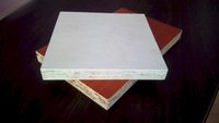 Vente en gros d'aggloméré/panneau de particules-Flakeboard/ Osb Chip Board à vendre-plaque de densité panneau de fibres de bois pour meubles