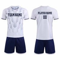 Maillot de football pour homme à manches courtes, col en V, imprimé par transfert thermique, 100 % polyester respirant, design personnalisé OEM, 300g