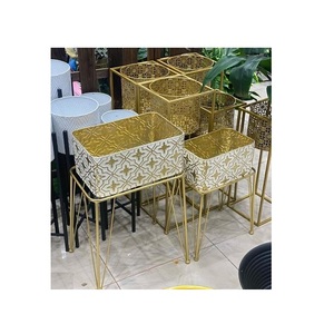 Juego de macetas de flores de forma Rectangular de diseño elegante de 2 macetas de Metal de diferentes tamaños con soporte de hierro para decoración del hogar - Product Image 1